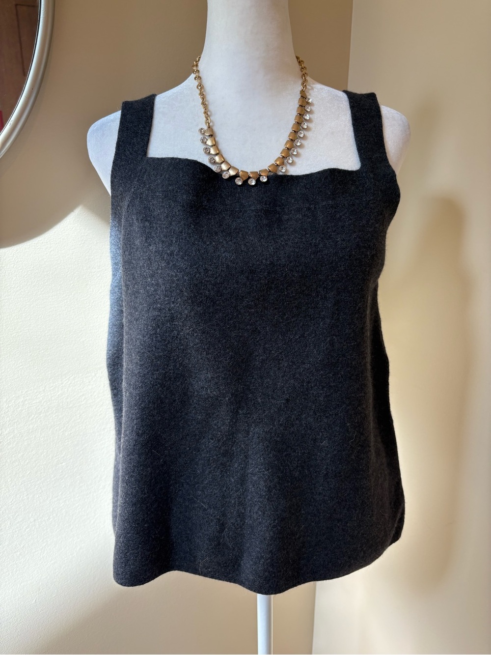 Emanuel Ungaro Classic Dark Grey Cashmere Square-Neck Tank Top 1X